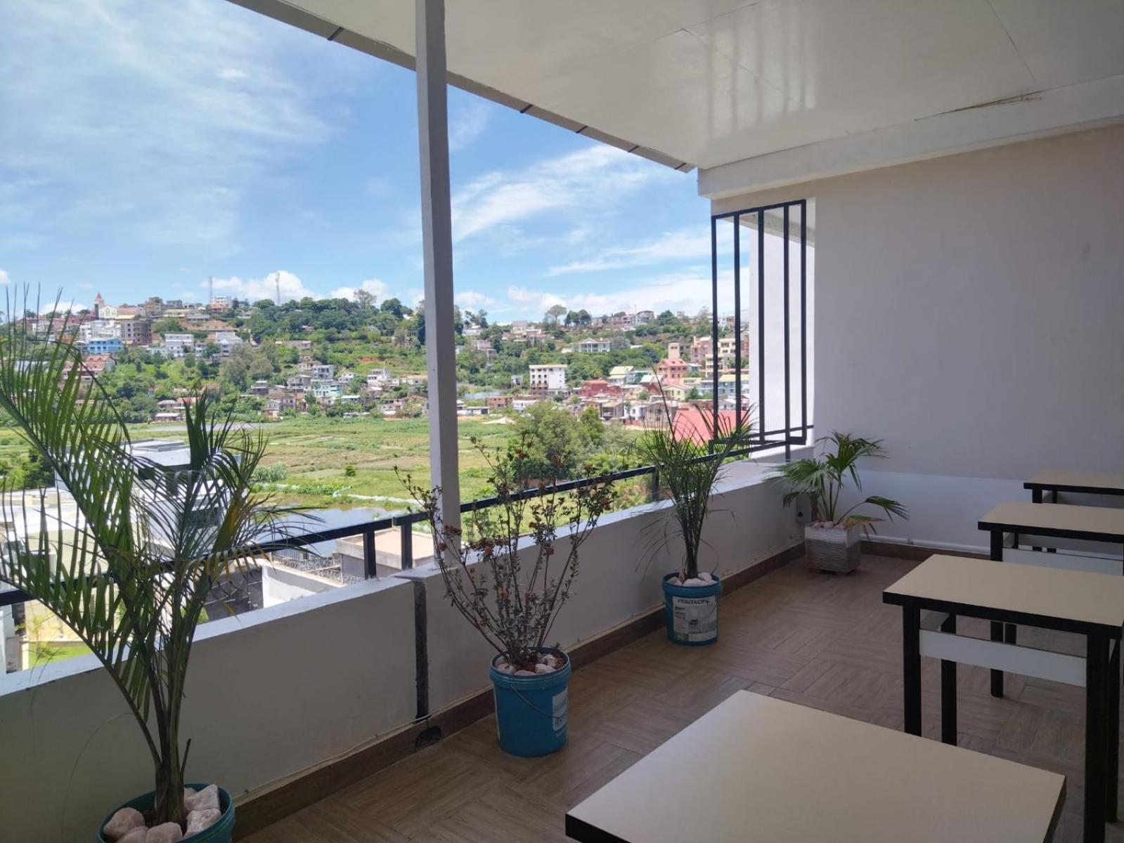 Milestone City Appartements - Avec Restaurant - Sans Coupure D'Electricite - Vues Imprenables Antananarivo Esterno foto